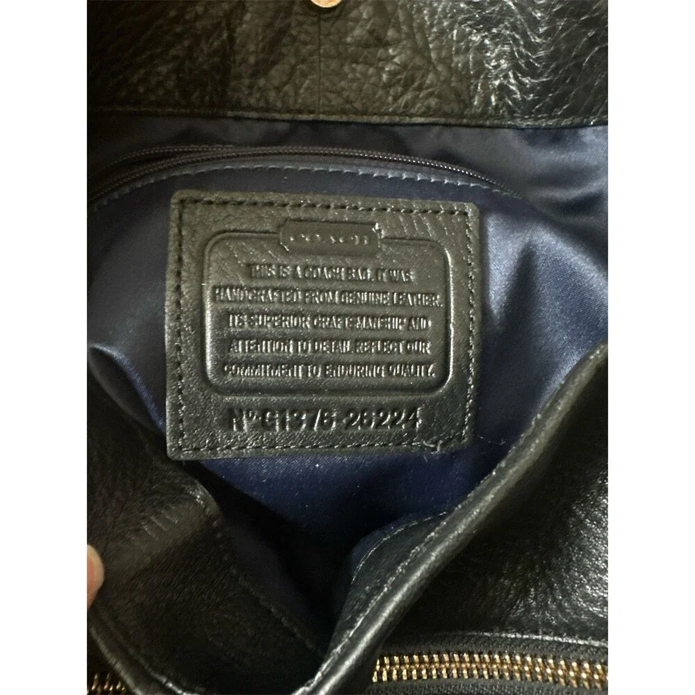Coach see detail